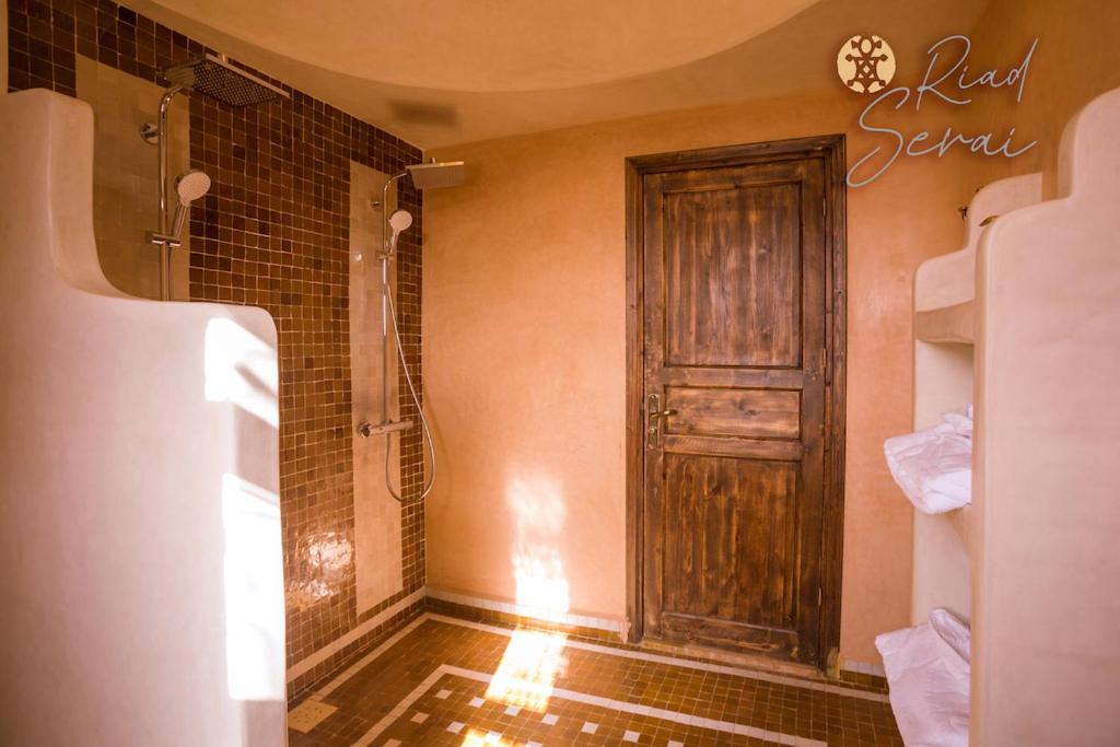 Riad Serai Merzouga Buitenkant foto